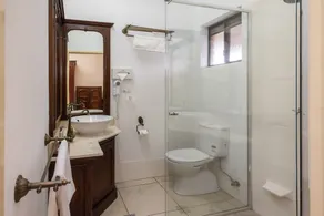 Overlander Homestead Motel - Bathroom