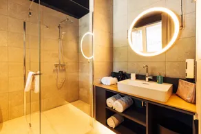 harry's home Zürich-Limmattal - Salle de bain
