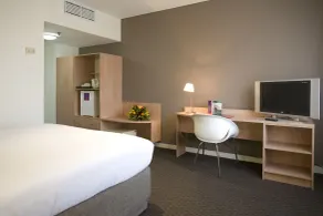 ibis Melbourne Hotel and Apartments - Room
