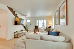 3 Mi to Dtwn & Ysu: Updated Youngstown Home - Intérieur