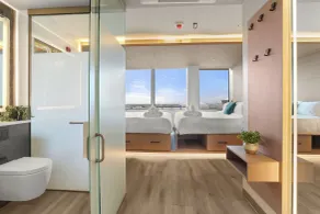 VCAY Hotel- Large Group Suites Near Superdome - Bathroom