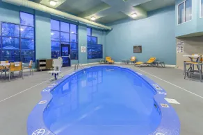 Holiday Inn Express & Suites Scottsburg by IHG - Pool