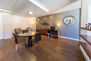 DoubleTree by Hilton Cape Town - Upper Eastside - Room