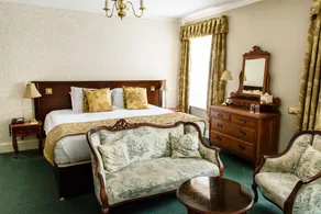 Old Hall Hotel - Room