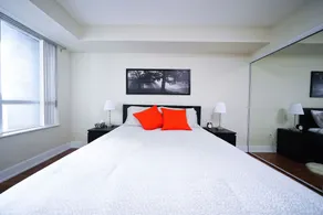 The House of Canary - Room