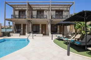 Pantheon Villas & Suites - Basseng