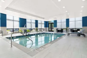 Hampton Inn & Suites Chicago Medical District UIC - Piscine
