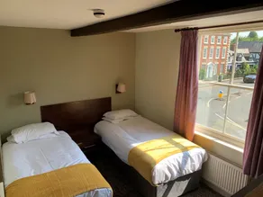 George & Dragon - Room