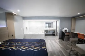 Travelodge by Wyndham Whittier - Værelse