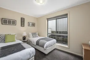 Megan Court Apartments - Room