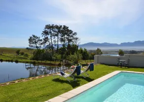 Under Oaks Guesthouse - Piscine