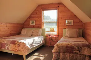 Pebble Cove Farm - Room