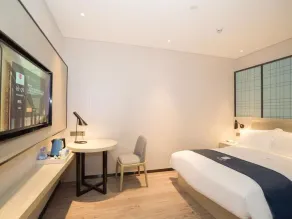 Echarm International Hotel Canton Tower Pazhou Convention and Exhibition Center Lujiang Metro Station Branch - Free Shuttle Bus to Canton Fair Complex During Canton Fair Period  - Chambre