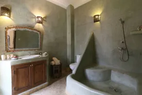 Riad Mandalay - Bathroom