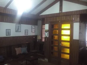 Tiger House Guest House - Indgang