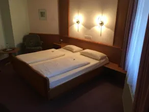 Hotel Zur Buche 24h Check-in, Free - Habitación