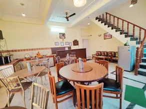 Hotel Madhuvan - Restaurant