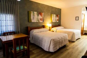 Hotel Suites EL Paseo  - Værelse