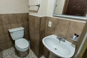 Hotel Casa Bravo - Bathroom