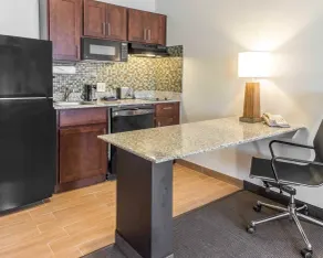 MainStay Suites Pittsburgh Airport - Chambre
