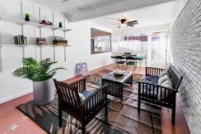 Large Deck, Rec Room! 2-unit ATX Retreat By Campus - Interiör