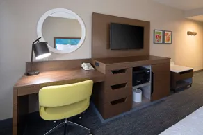 Hampton Inn Visalia - Room