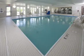 Holiday Inn Express & Suites - Gaylord by IHG - Pool