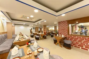 Hotel Ganga Ratan - Restaurant