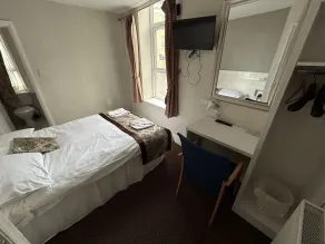 Earls Court Hotel - Chambre