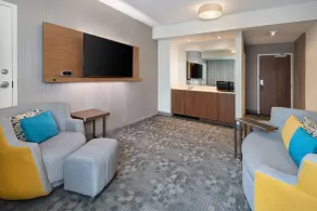 Courtyard by Marriott Atlanta Alpharetta/Avalon Area - Chambre