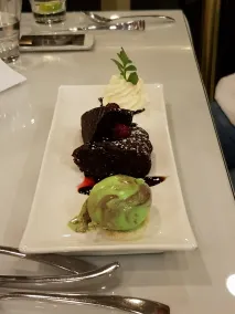The Avenue - Restaurant