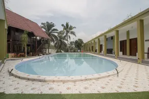 Collection O Bwalk Hotel Malang - Pool
