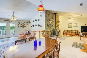 Peaceful Harrison Home w/ Porch & Grill! - Parte interna