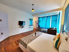 Page 3 - Riverside Rooms & Bar - Quarto