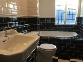 Best Western Plough and Harrow Hotel - Bathroom