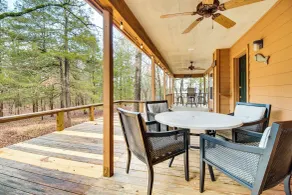 Norfork Lake Access: Cabin w/ Deck & Water View! - Interiør