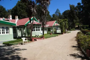 KSTDC Hotel Mayura Sudarshan ,Ooty - Interior entrance