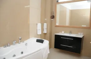 Hotel Rexton - Bathroom
