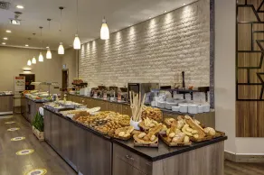 Ramada Plaza By Wyndham Izmir - Restaurant