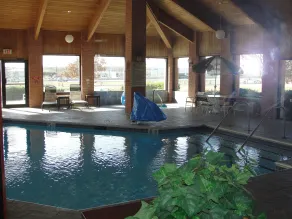 Econo Lodge Inn & Suites Mckinney - Plano North - Vue de la chambre