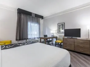 La Quinta by Wyndham Atlanta Alpharetta - Chambre