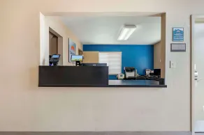 Suburban Studios Louisville East  - Hall
