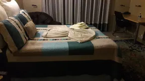 Alimop Bed and Breakfast - Room