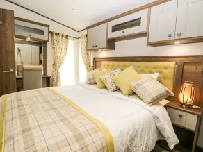 Ashton Lodge - Sherwood 4 - Rum