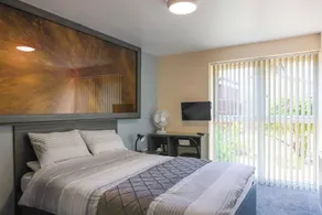 OYO Honeycroft Lodge, Uxbridge - Room