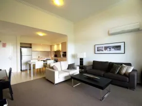 Chancellor Executive Apartments - Rum