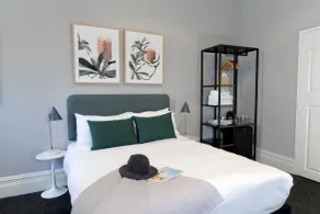 The Alison Randwick - Room