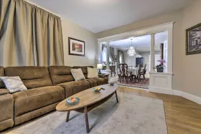 2 Mi to Downtown: Springfield Apt w/ Balcony! - Interiör