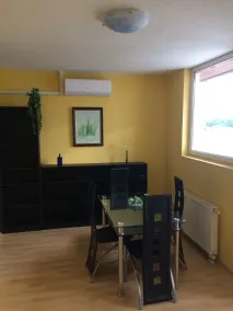 Mary Apartments - Opções para refeição no quarto