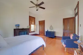 WFH Friendly: Abode w/ Balcony in Columbus! - Intérieur